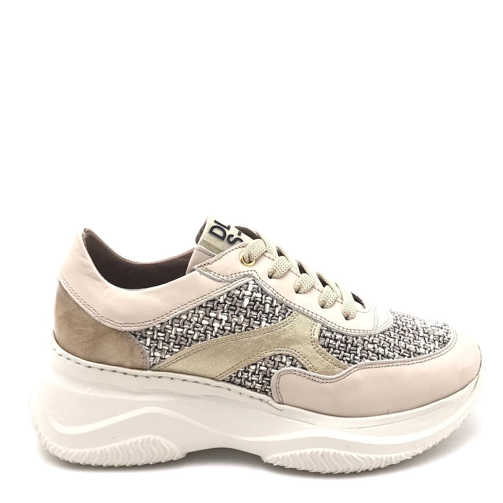 Sneakers in pelle latte