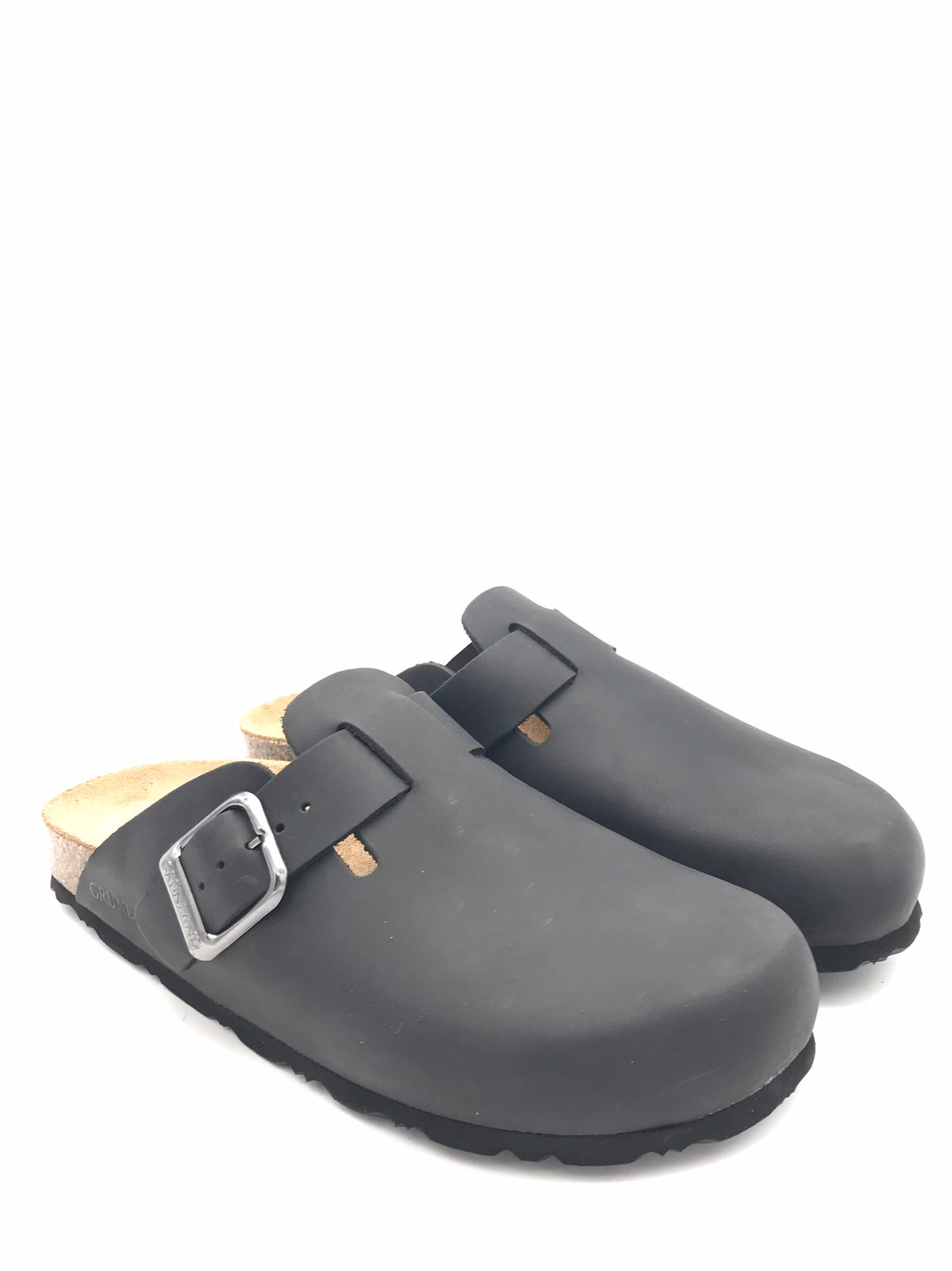 Ciabatta Sara chiusa in pelle ingrassata nera CB9967 NERO GRUNLAND 