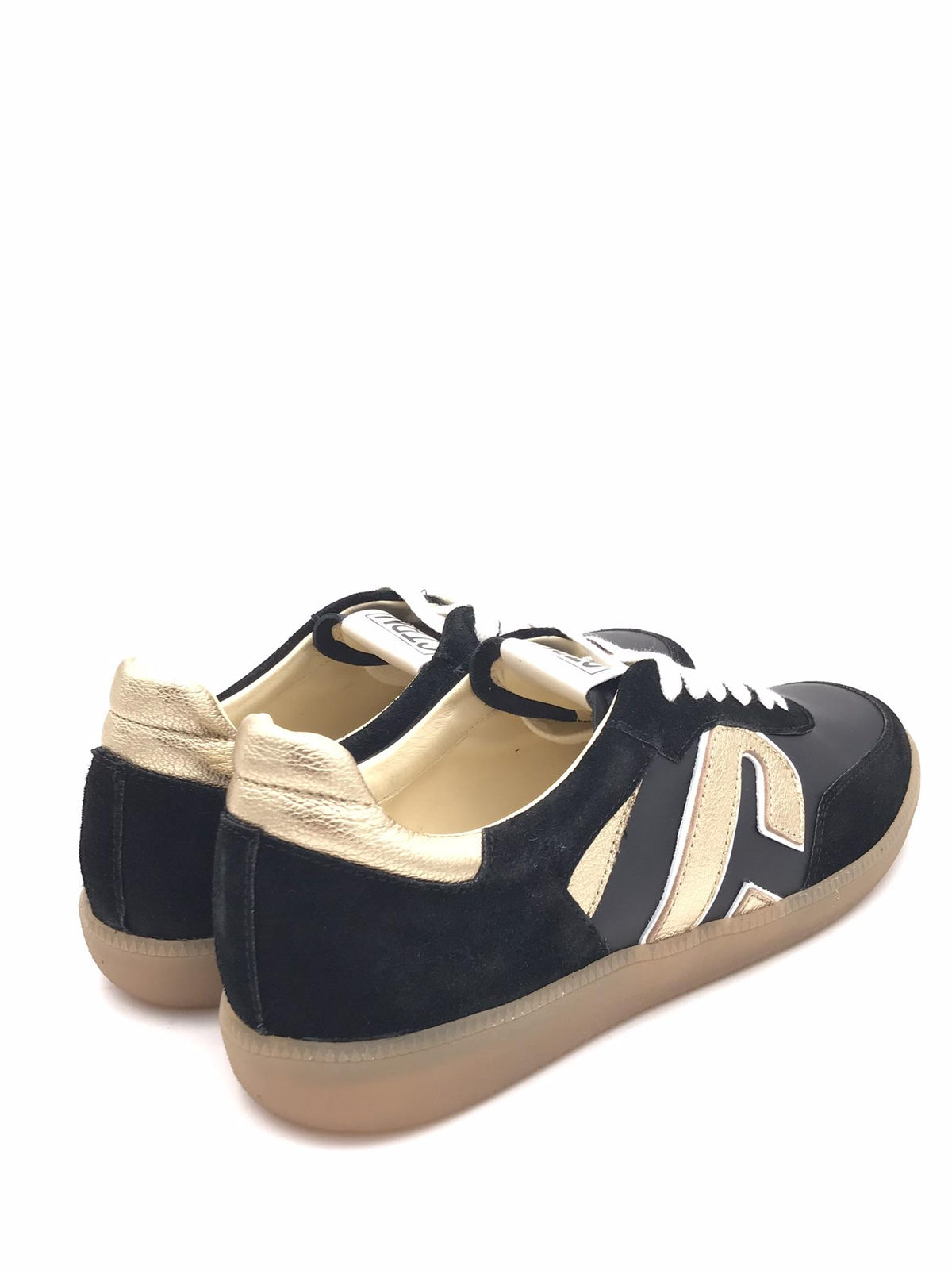 Sneakers donna in pelle nera-oro
