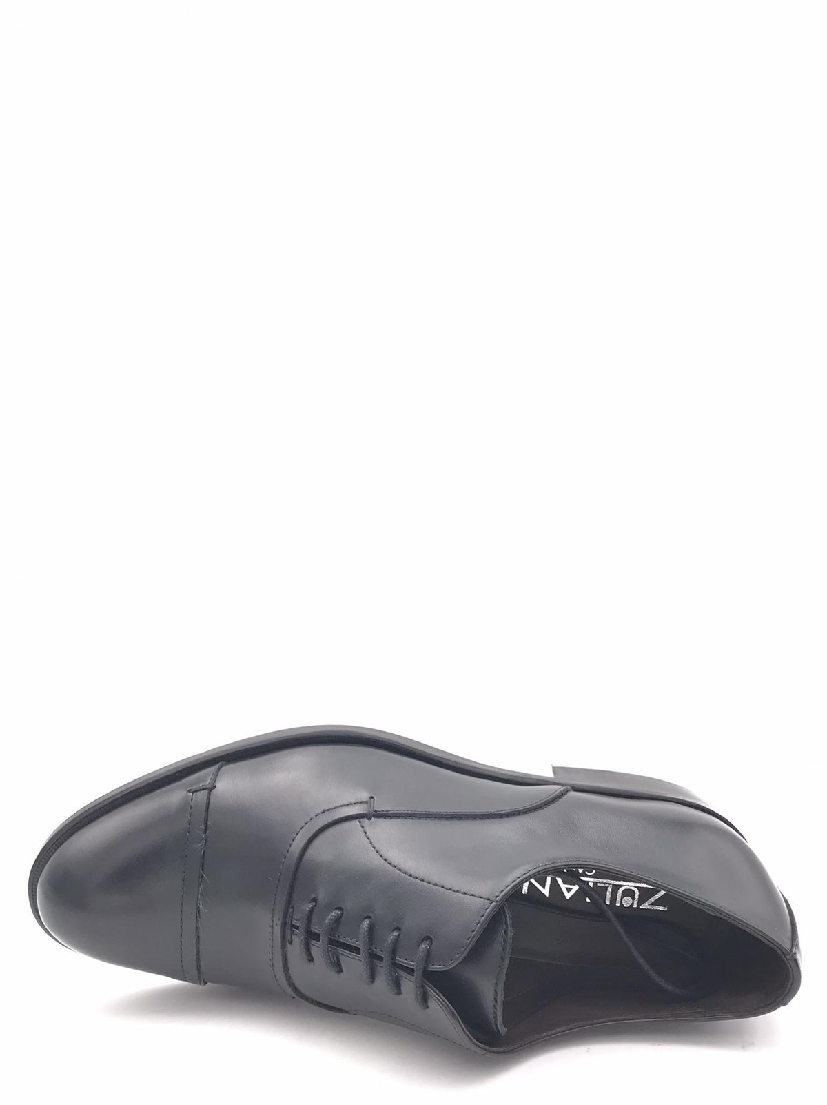 Scarpa allaccita elegante nera