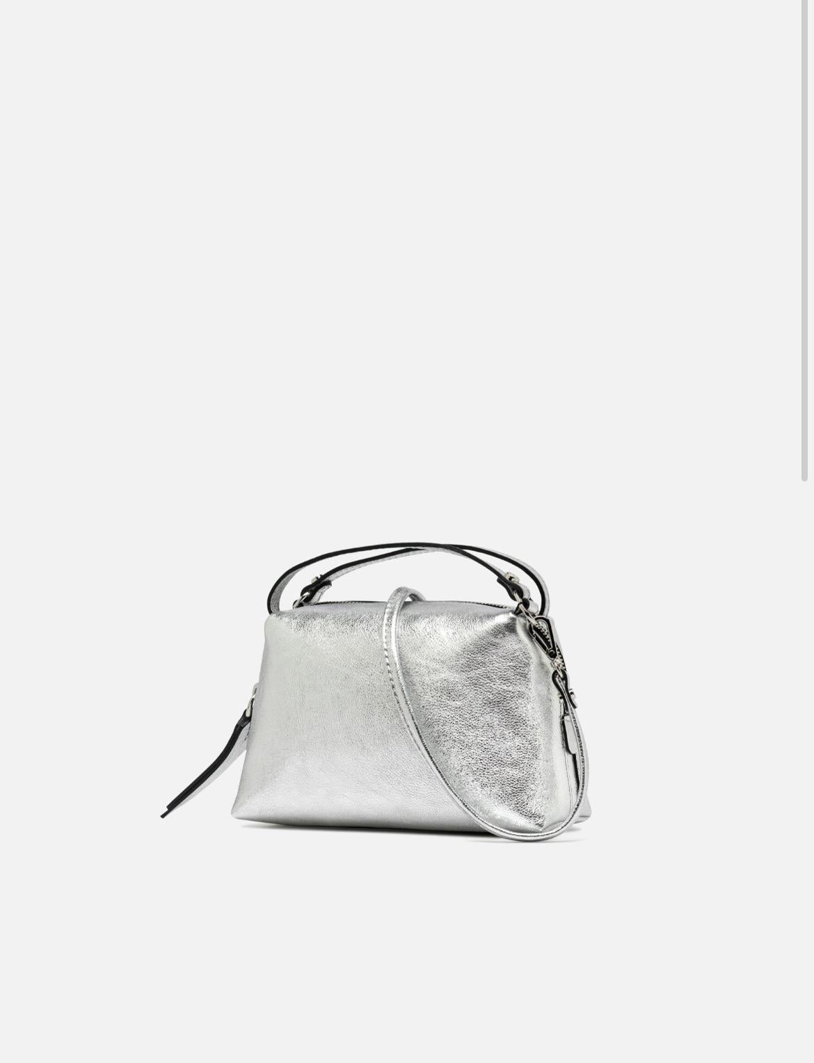 Borsa Alifa laminata argento BS8148 VNCMETARGENTO GIANNI CHIARINI 