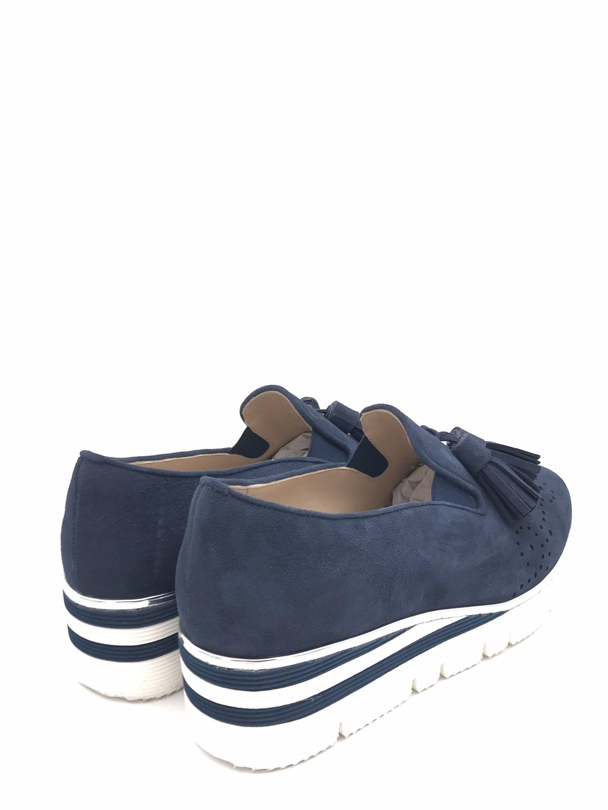 Scarpa accollata in camoscio blu