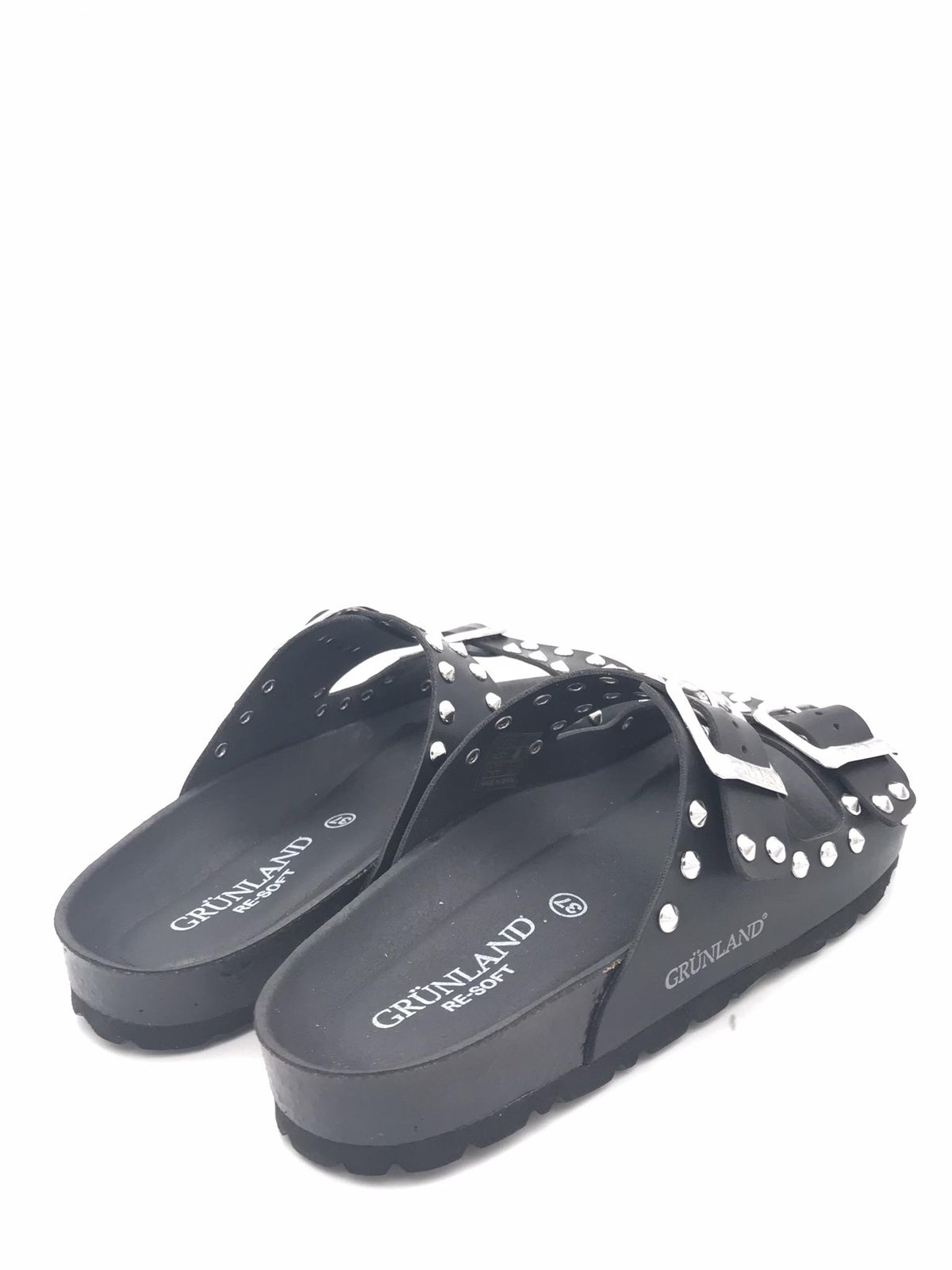 Ciabatta donna Sara nera con  borchie