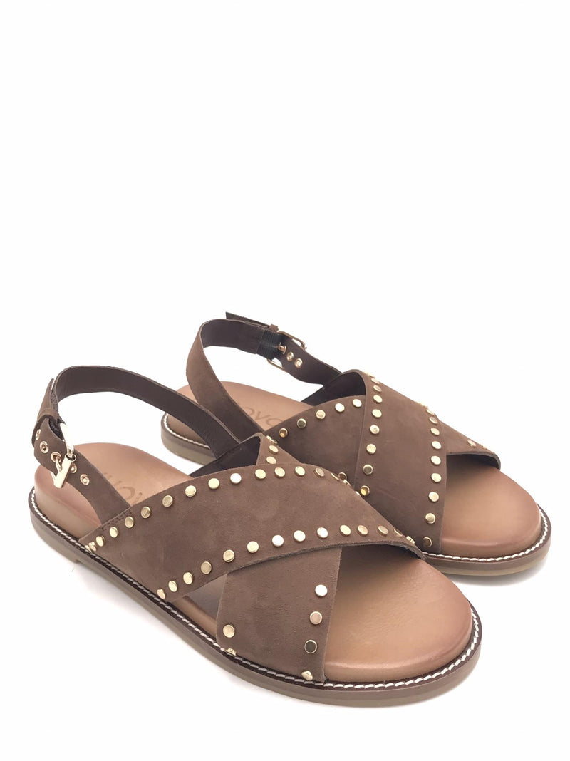 Sandalo incrociato marrone con borchie H26233 MARRONE INUOVO 