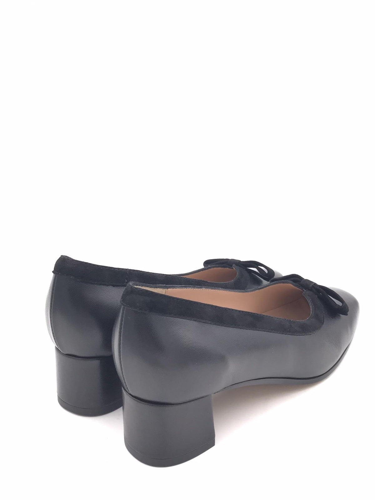 Decolletè Mary in pelle nera 085 NERO ZULIAN 